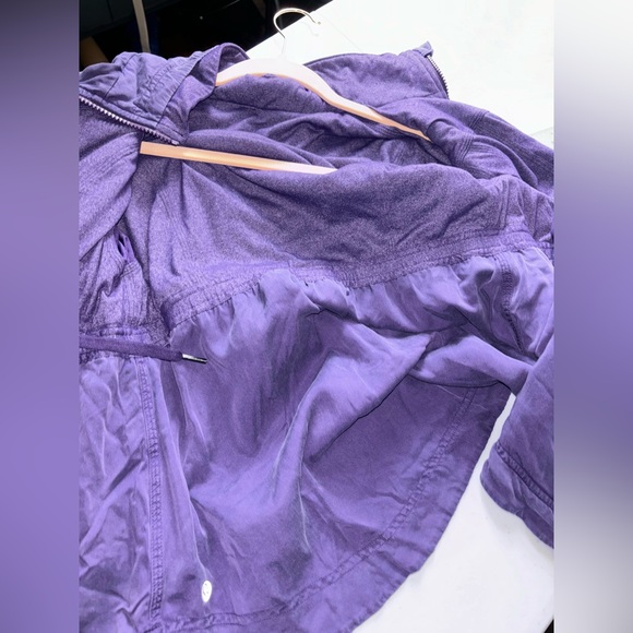 Lululemon Reversible Jacket INNER PEACE Fit & Flare Purple Yoga Size 8 - Picture 5 of 16